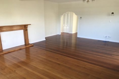 Photo of property in 34 Mandalay Terrace, Khandallah, Wellington, 6035