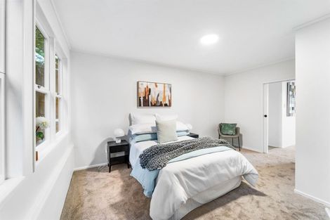 Photo of property in 26b Wade River Road, Stanmore Bay, Whangaparaoa, 0932