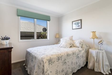 Photo of property in 8 Vista Close, Omokoroa, 3114