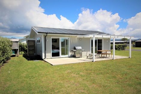 Photo of property in 150 Ngaio Drive, Matarangi, Whitianga, 3592