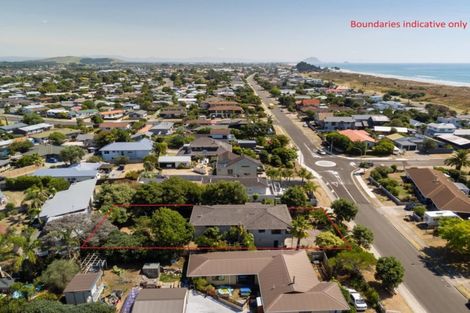 Photo of property in 108 Dickson Road, Papamoa Beach, Papamoa, 3118