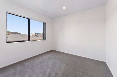 Photo of property in 1/133 Nile Road, Milford, Auckland, 0620