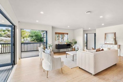 Photo of property in 49a Rehia Road, Massey, Auckland, 0614