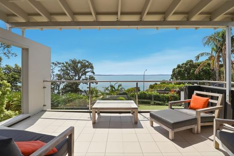 Photo of property in 70 St Michaels Avenue, Point Chevalier, Auckland, 1022