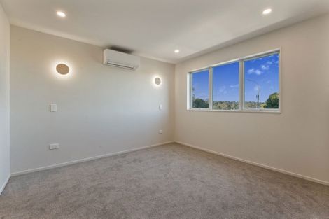 Photo of property in 318 Swanson Road, Henderson, Auckland, 0610
