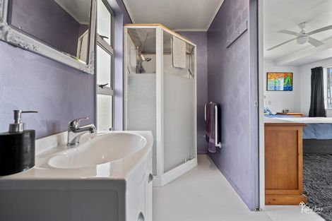 Photo of property in 13 Bayly Street, Baylys Beach, Dargaville, 0377