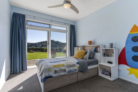Photo of property in 35 Polo Lane, Whitford, Manurewa, 2576