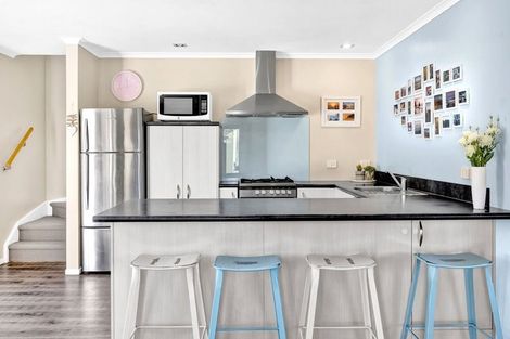 Photo of property in 40 Hobart Drive, Spotswood, New Plymouth, 4310