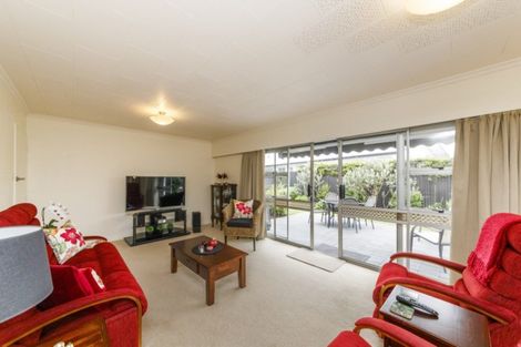 Photo of property in 14a Cecil Place, Cloverlea, Palmerston North, 4412