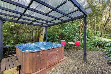 Photo of property in 21 Cochrane Avenue, Arkles Bay, Whangaparaoa, 0932