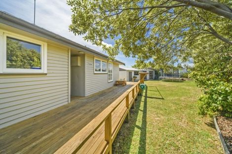 Photo of property in 25 Acacia Street, Kelvin Grove, Palmerston North, 4414