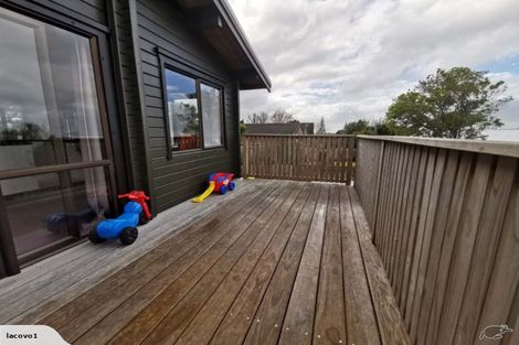 Photo of property in 22 Palomino Drive, Henderson, Auckland, 0612
