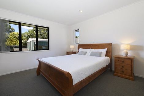 Photo of property in 54 Fairfax Crescent, Pyes Pa, Tauranga, 3112