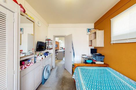 Photo of property in 11 Toru Street, Lyall Bay, Wellington, 6022