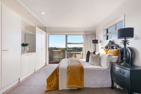 Photo of property in 233 Point View Drive, Dannemora, Auckland, 2016