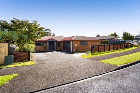 Photo of property in 19 Ashmore Drive, Frankleigh Park, New Plymouth, 4310