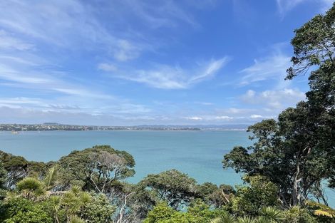 Photo of property in 10 Tizard Road, Birkenhead, Auckland, 0626