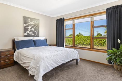 Photo of property in 60 Taharepa Road, Hilltop, Taupo, 3330