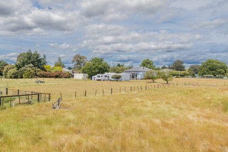 Photo of property in 6 Walter Street, Takapau, 4203
