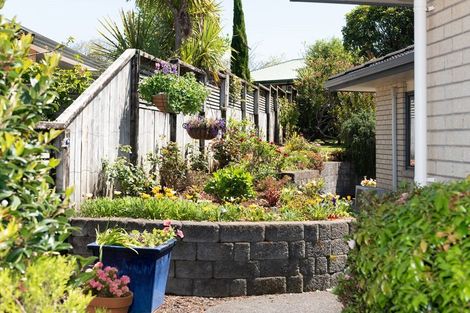 Photo of property in 11 Oakridge Drive, Kerikeri, 0230