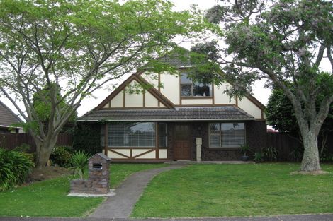 Photo of property in 1/15 Gloaming Place, Conifer Grove, Takanini, 2112