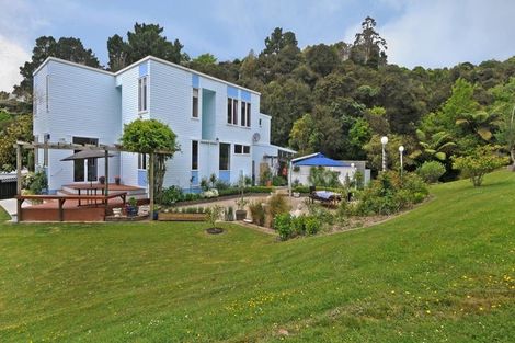 Photo of property in 50 Rawhiti Street, Stokes Valley, Lower Hutt, 5019