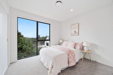 Photo of property in 72e Langana Avenue, Browns Bay, Auckland, 0630