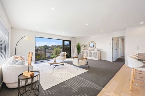 Photo of property in 114 Bramley Drive, Farm Cove, Auckland, 2012