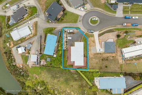 Photo of property in 135 Rangituia Street, Whangamata, 3691