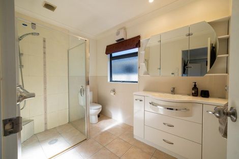 Photo of property in 17 Napier Street, Jervoistown, Napier, 4112