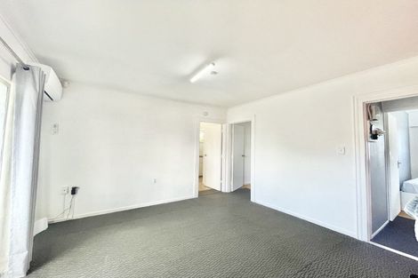 Photo of property in 20 Karaka Street, New Lynn, Auckland, 0600