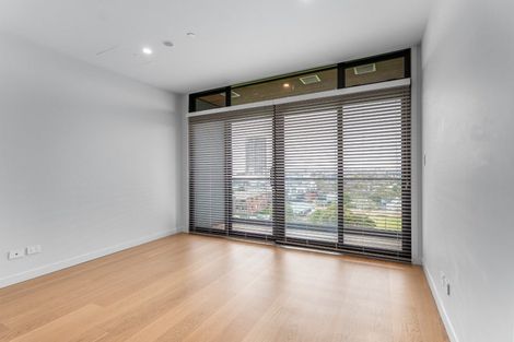 Photo of property in Frank Sargeson Apts, 406/74 Anzac Street, Takapuna, Auckland, 0622