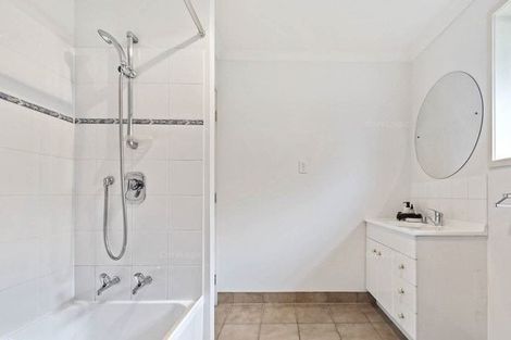 Photo of property in 150 Penrose Road, Mount Wellington, Auckland, 1060