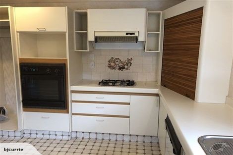 Photo of property in 32 Langston Avenue, Palmerston North, 4414