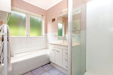 Photo of property in 19 Seddon Crescent, Whataupoko, Gisborne, 4010