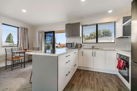 Photo of property in 12a Alverstoke Road, Parkvale, Tauranga, 3112