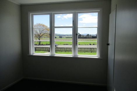 Photo of property in 6 Cemetery Road, Tapanui, 9522