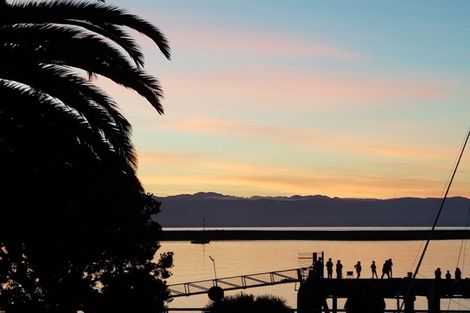 Photo of property in Latitude 41, 3/269 Wakefield Quay, Stepneyville, Nelson, 7010