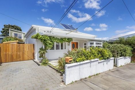 Photo of property in 13 Angus Avenue, Berhampore, Wellington, 6023