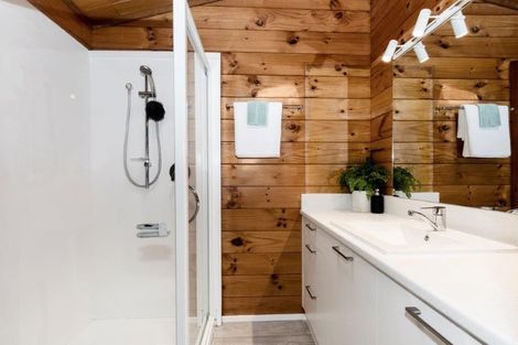 Photo of property in 32 Golf Road, Mount Maunganui, 3116