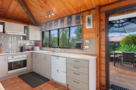 Photo of property in 13 Amber Grove, Whakatane, 3120