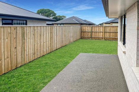 Photo of property in 16 Henshaw Street, Woodend, 7610