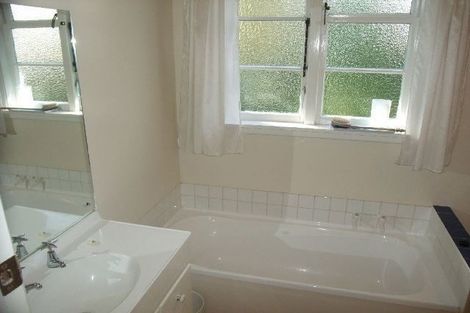 Photo of property in 46 Ilam Road, Upper Riccarton, Christchurch, 8041