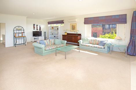 Photo of property in 150 Pacific Parade, Army Bay, Whangaparaoa, 0930