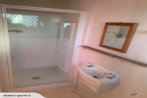 Photo of property in 123 Hobsonville Road, West Harbour, Auckland, 0618