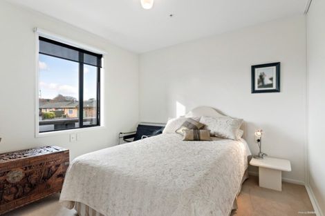 Photo of property in 103/104 Edinburgh Street, Pukekohe, 2120