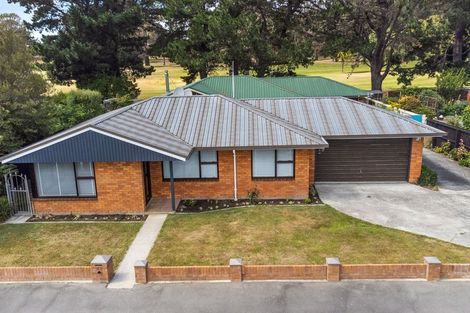 Photo of property in 1/82 Waratah Street, Avondale, Christchurch, 8061