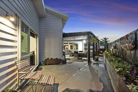 Photo of property in 2 Coral Drive, Papamoa Beach, Papamoa, 3118