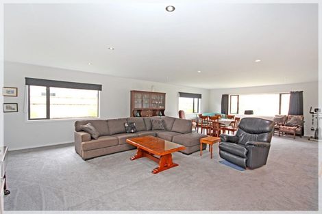 Photo of property in 4 Oxnam Place, Foxton Beach, Foxton, 4815