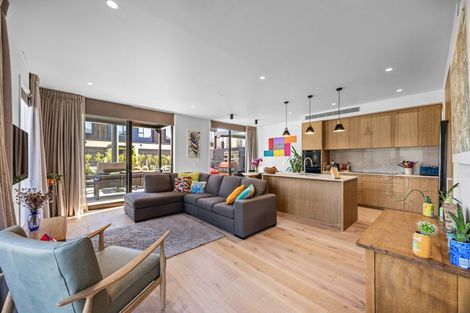 Photo of property in 24 Bellfield Lane, Wanaka, 9305